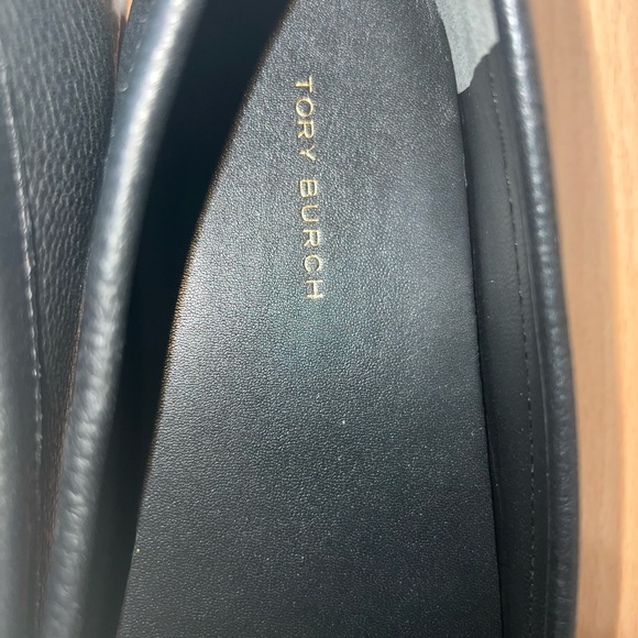 Brand New bought them. A little tight on size 8 - Picture 1 of 4